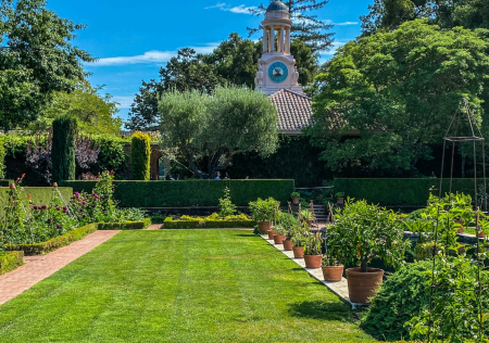 Filoli gardens, Woodside CA The gardens at Filoli in Woodside, California